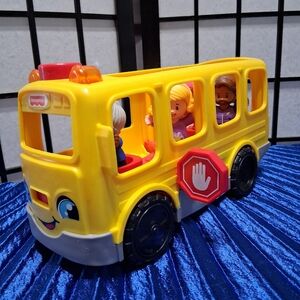Fisher-Price Musical School Bus With Light, Sound, And 4 Figures